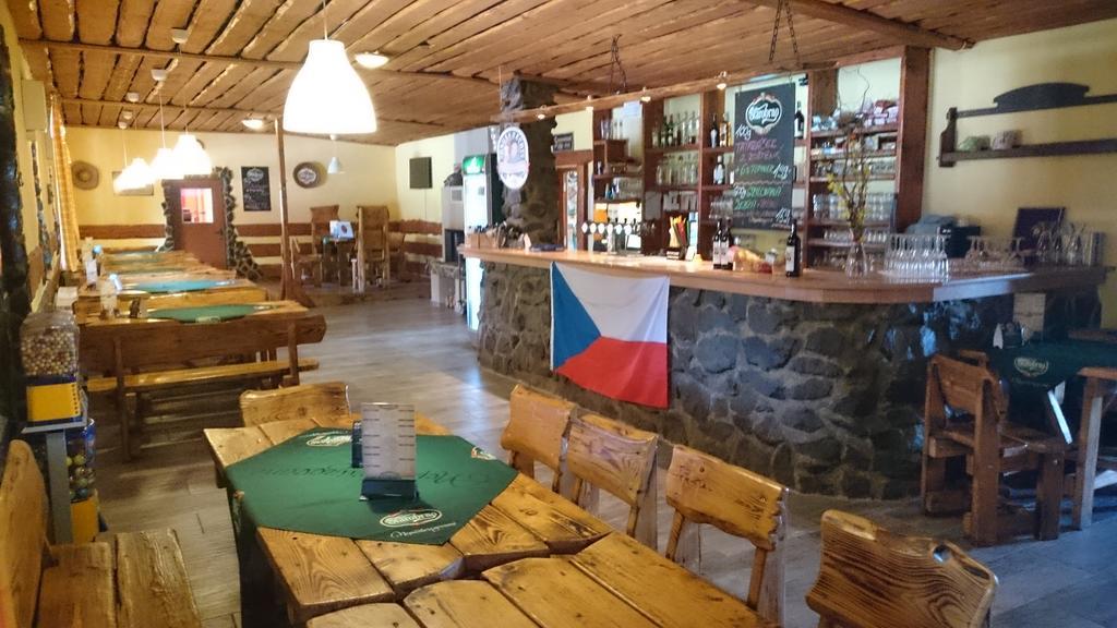Penzion Jaroš Popuvky Esterno foto